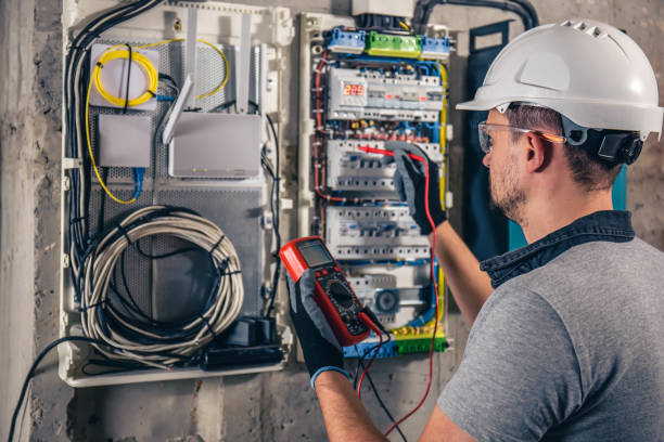 Best Emergency Electrical Repair  in Cactus, TX